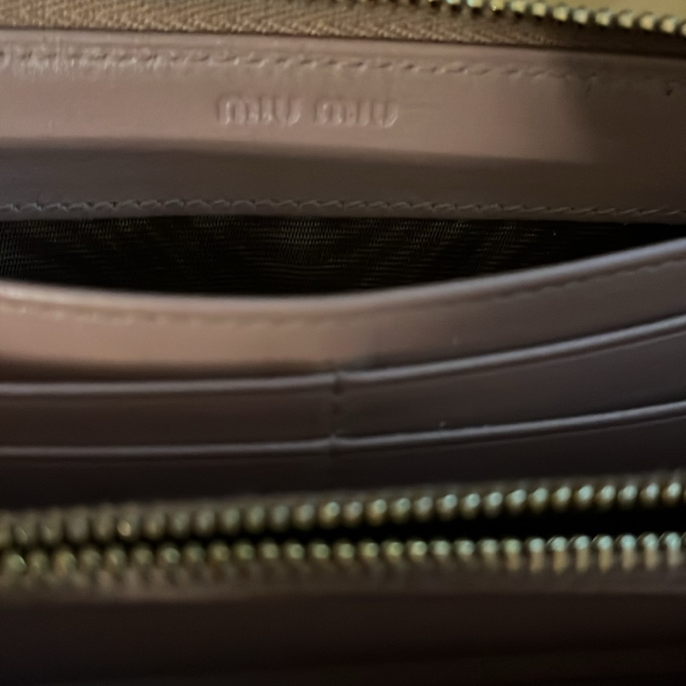 Miu Miu Long Zip Around Croc Embossed Beige Wallet - Picture 6 of 9